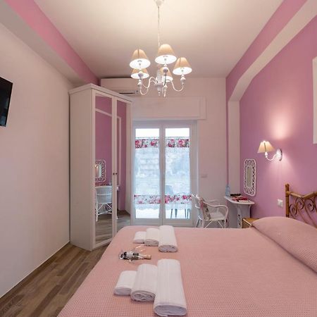 Violetta Hotel Lido di Ostia Luaran gambar