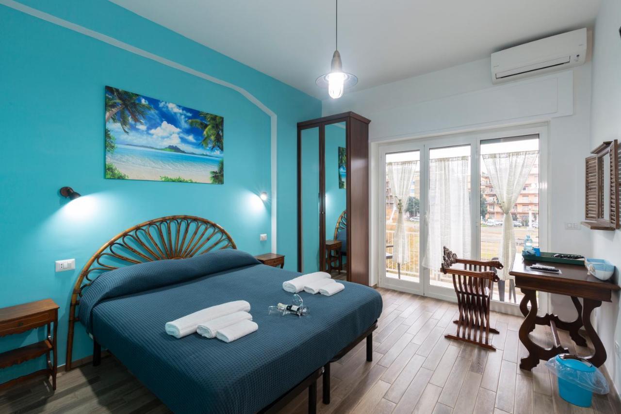 Violetta Hotel Lido di Ostia Luaran gambar