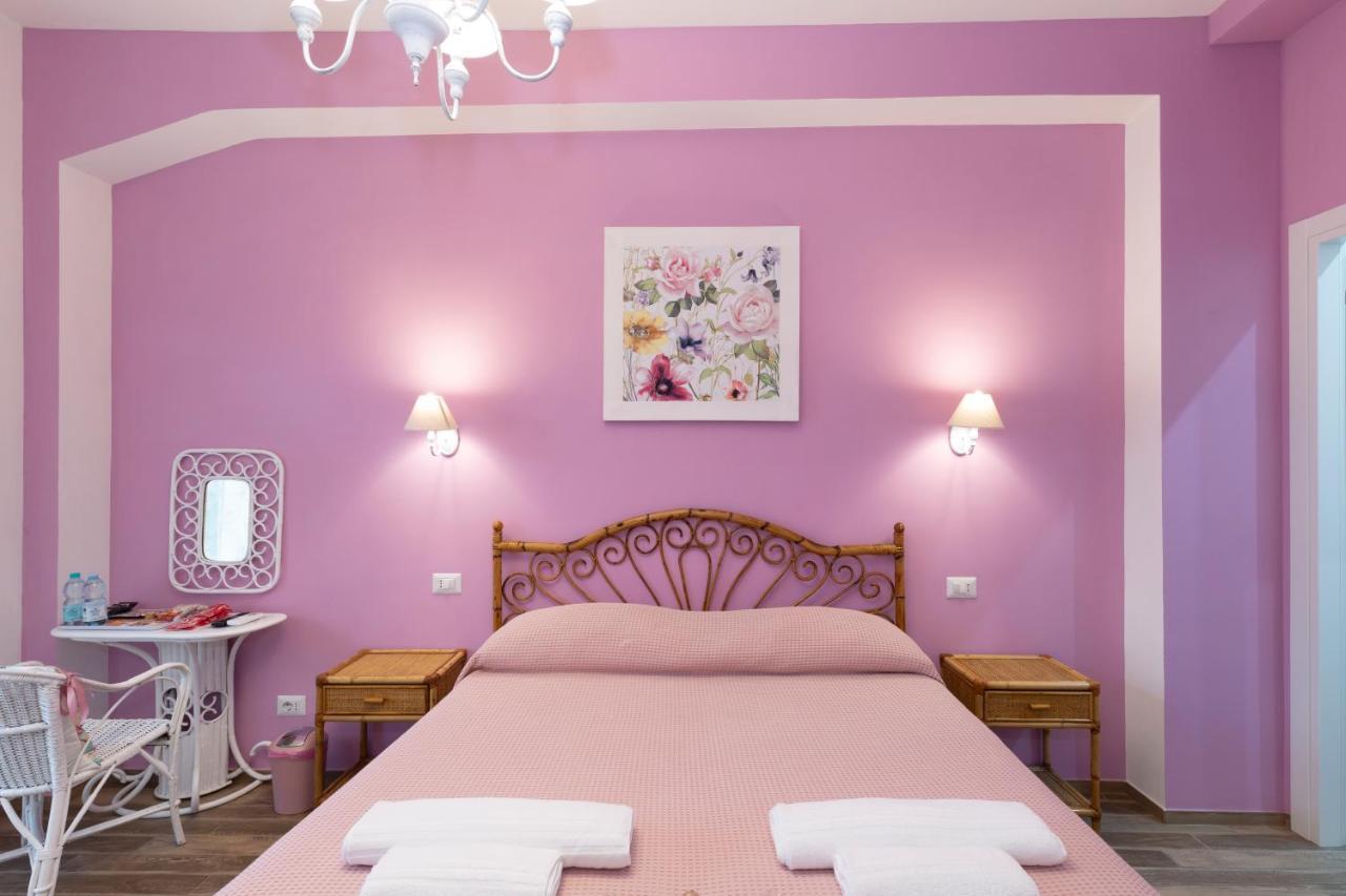Violetta Hotel Lido di Ostia Luaran gambar